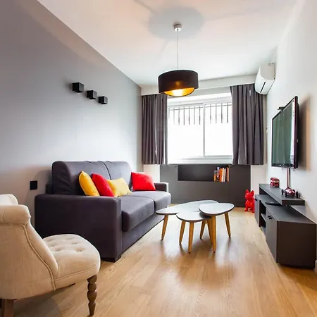 Magnificent - 2br-6p - Republique * Paris